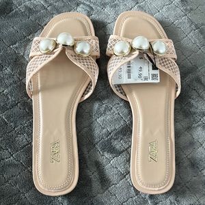 BNWT Zara Blush Pearl Sandals size 10/41